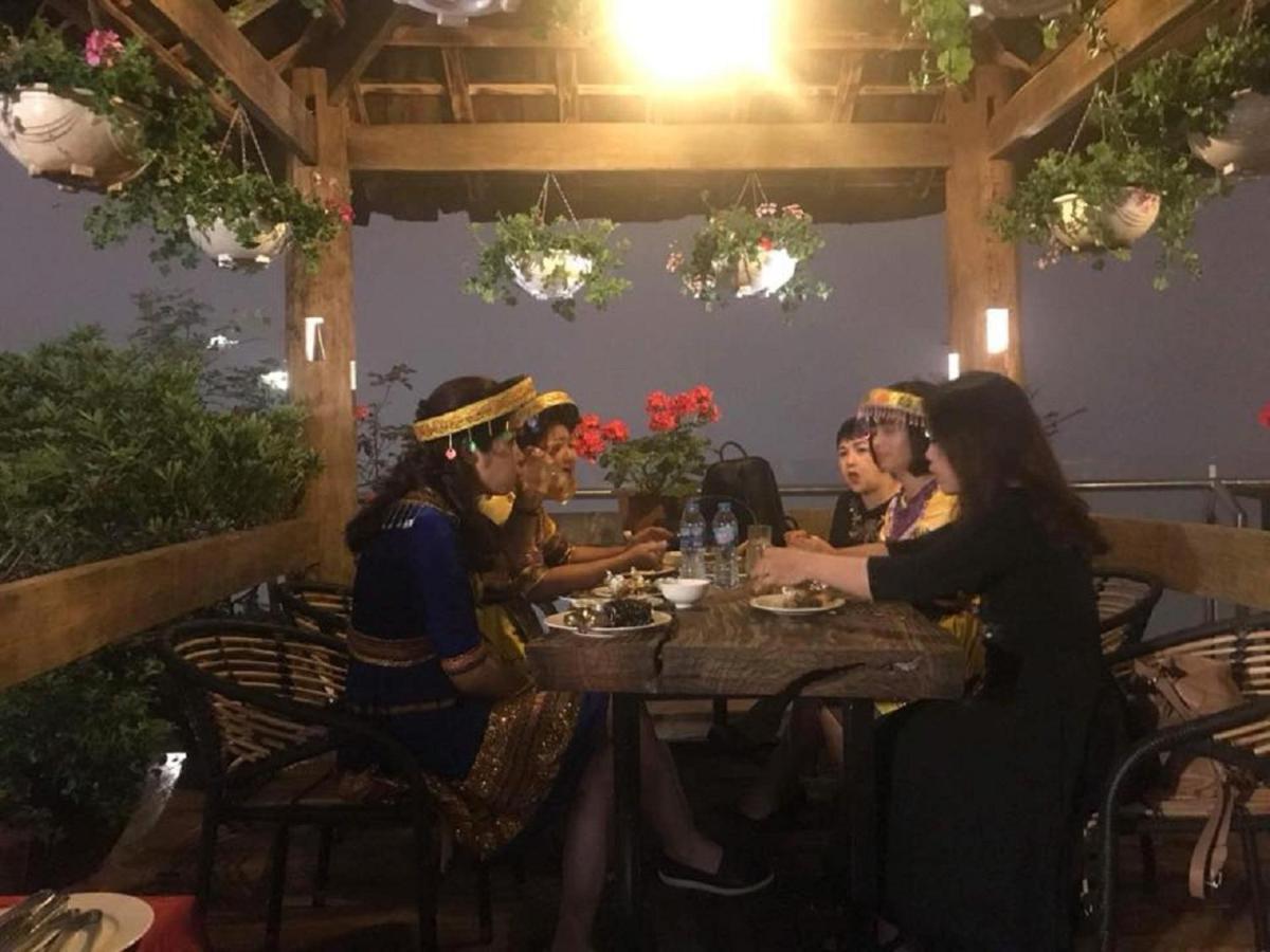 챠우 롱 사파 2 호텔 외부 사진